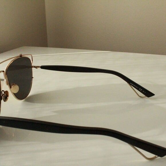 Christian Dior Gold & Black Sunglasses Aviator Style with Case & Card - Picture 5 of 8